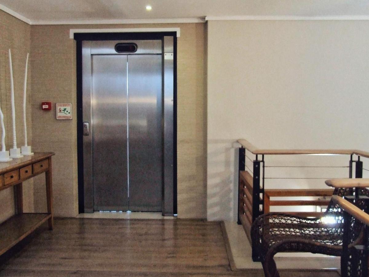 210 Gallery Luxury Studio Apartment Knysna Ngoại thất bức ảnh