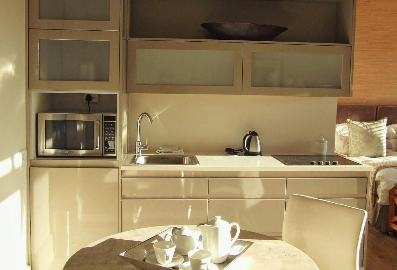 210 Gallery Luxury Studio Apartment Knysna Ngoại thất bức ảnh