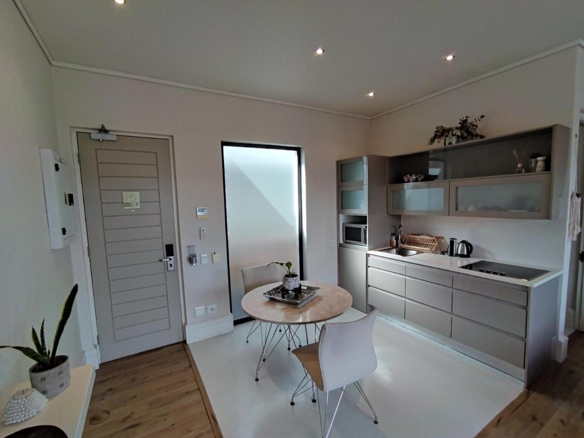 210 Gallery Luxury Studio Apartment Knysna Ngoại thất bức ảnh